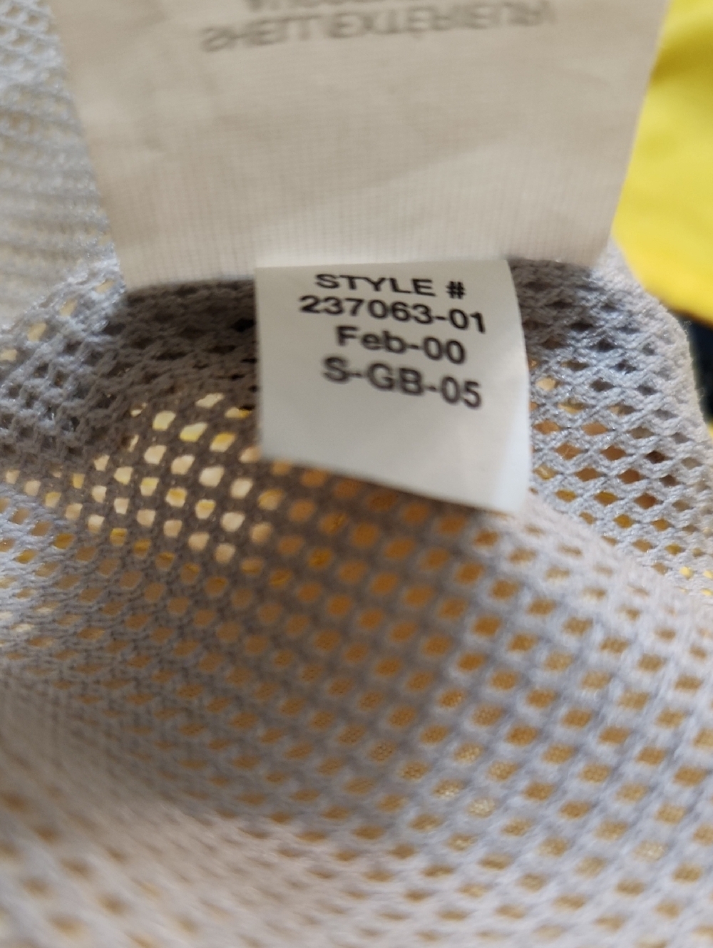 GAP Hooded Anorak Bright Yellow Pullover Windbreaker Rain Jacket (M), VTG Y2K - Picture 15 of 15